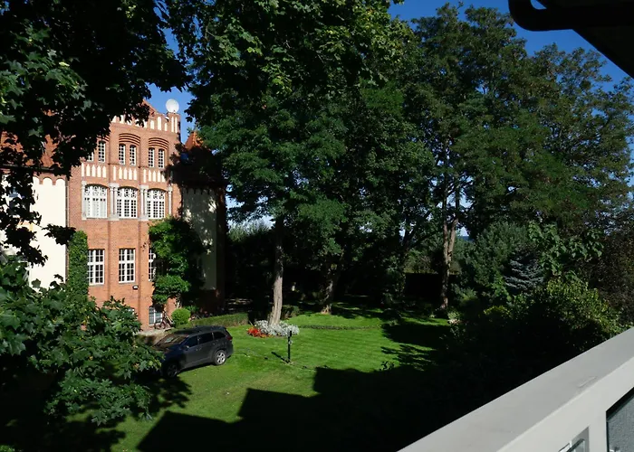 Roomsy Guest House